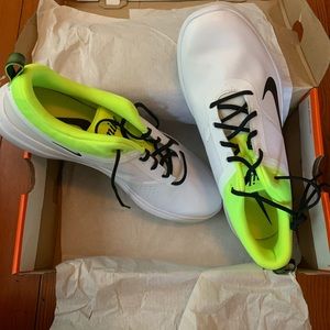 WMNS Golf Nike Air Max Zoom Pegasus 34 (size 9.5)